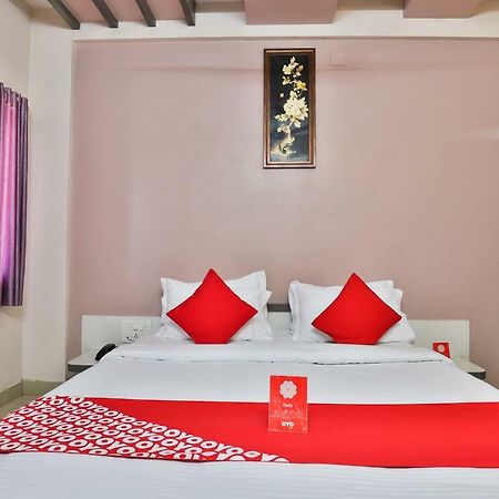 Oyo 14943 Shubh Suvidha Hotel โสมนัส ภายนอก รูปภาพ