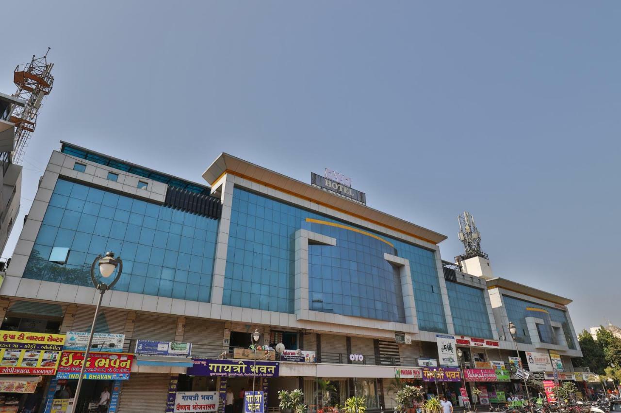 Oyo 14943 Shubh Suvidha Hotel โสมนัส ภายนอก รูปภาพ